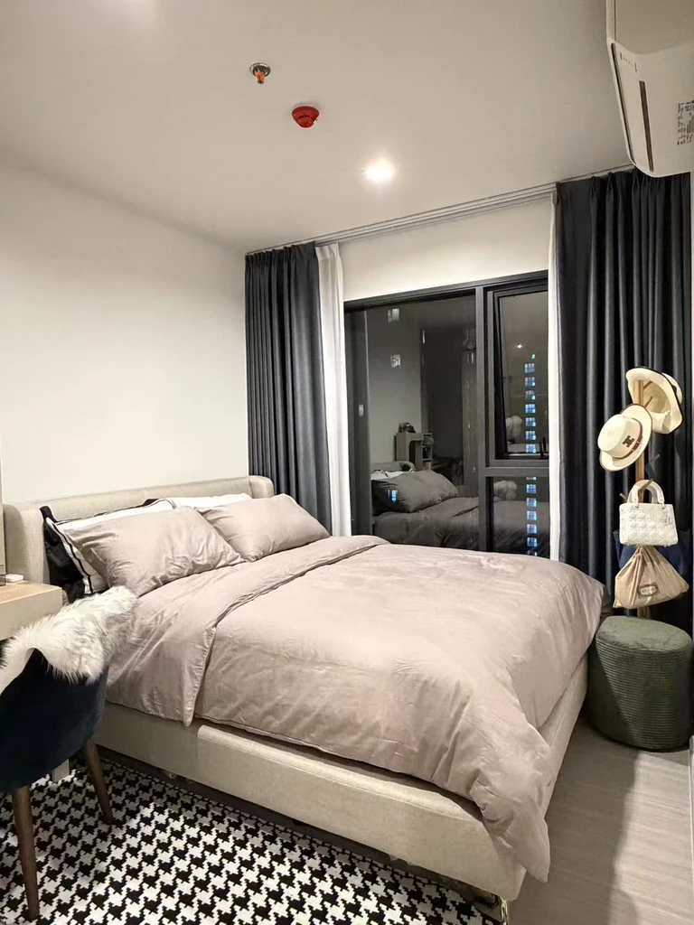 Life Asoke Hype M05493 1 ห้องนอน 35.39ตร.ม.
